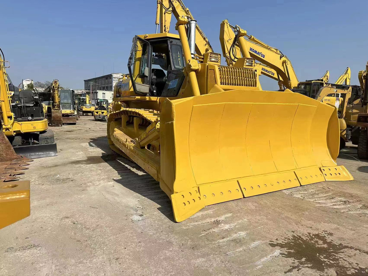 Bulldozer Komatsu D155A-6: picture 7