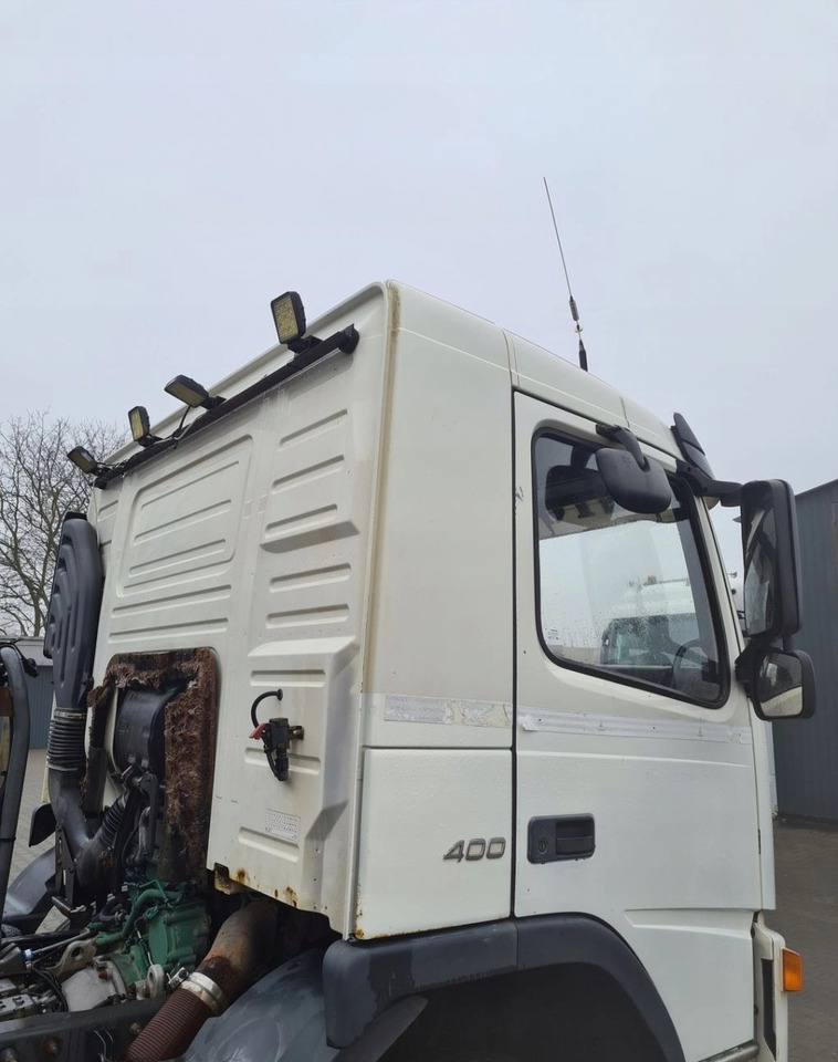 KOMPLETNA NISKA KRÓTKA DZIENNA VOLVO FM 13 - Cab: picture 5 KOMPLETNA NISKA KRÓTKA DZIENNA VOLVO FM 13 - Cab: picture 5