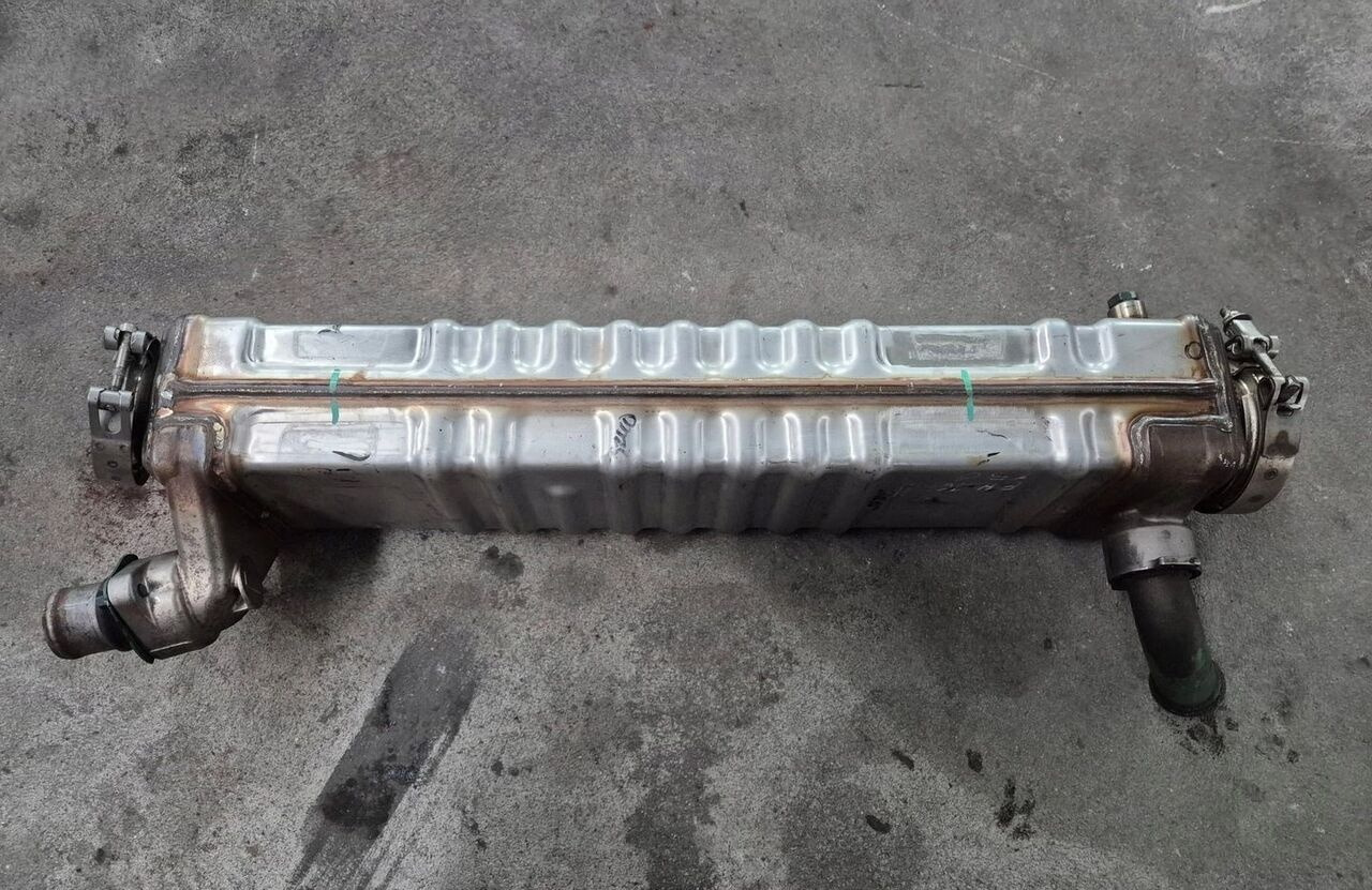 VOLVO CHŁODNICZKA SPALIN EGR FH 4 FH 16 D16K EURO6 21968564 - EGR cooler for Truck: picture 3 VOLVO CHŁODNICZKA SPALIN EGR FH 4 FH 16 D16K EURO6 21968564 - EGR cooler for Truck: picture 3