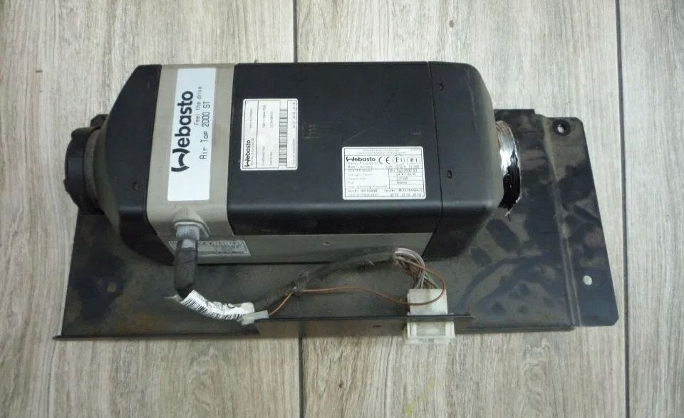 Webasto DEWASTO AIR TOP 2000 ST Renault MAGNUM DXI - Heating/ Ventilation for Truck: picture 2 Webasto DEWASTO AIR TOP 2000 ST Renault MAGNUM DXI - Heating/ Ventilation for Truck: picture 2