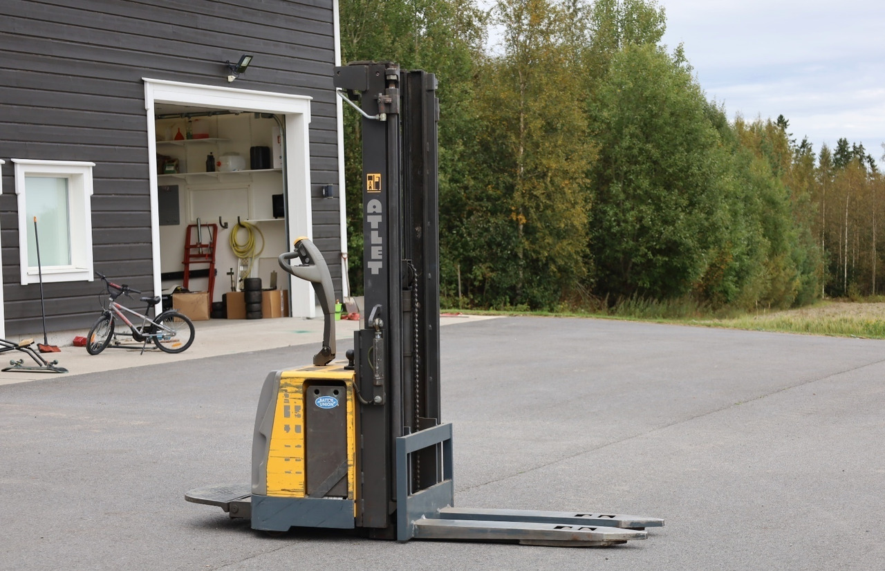 Atlet TS / 140 - Stacker: picture 2 Atlet TS / 140 - Stacker: picture 2