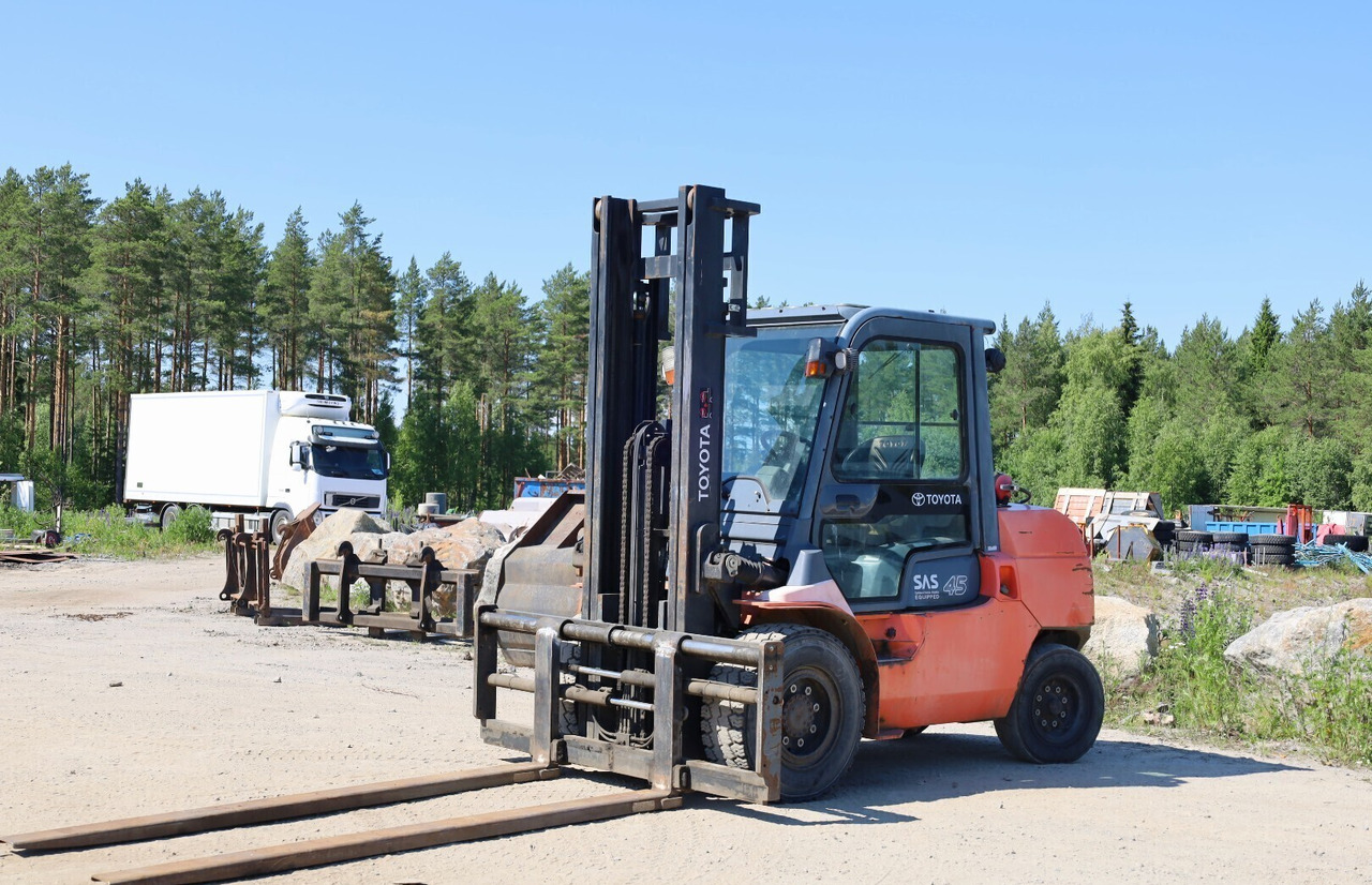 Toyota 7FD40 - Diesel forklift: picture 4 Toyota 7FD40 - Diesel forklift: picture 4