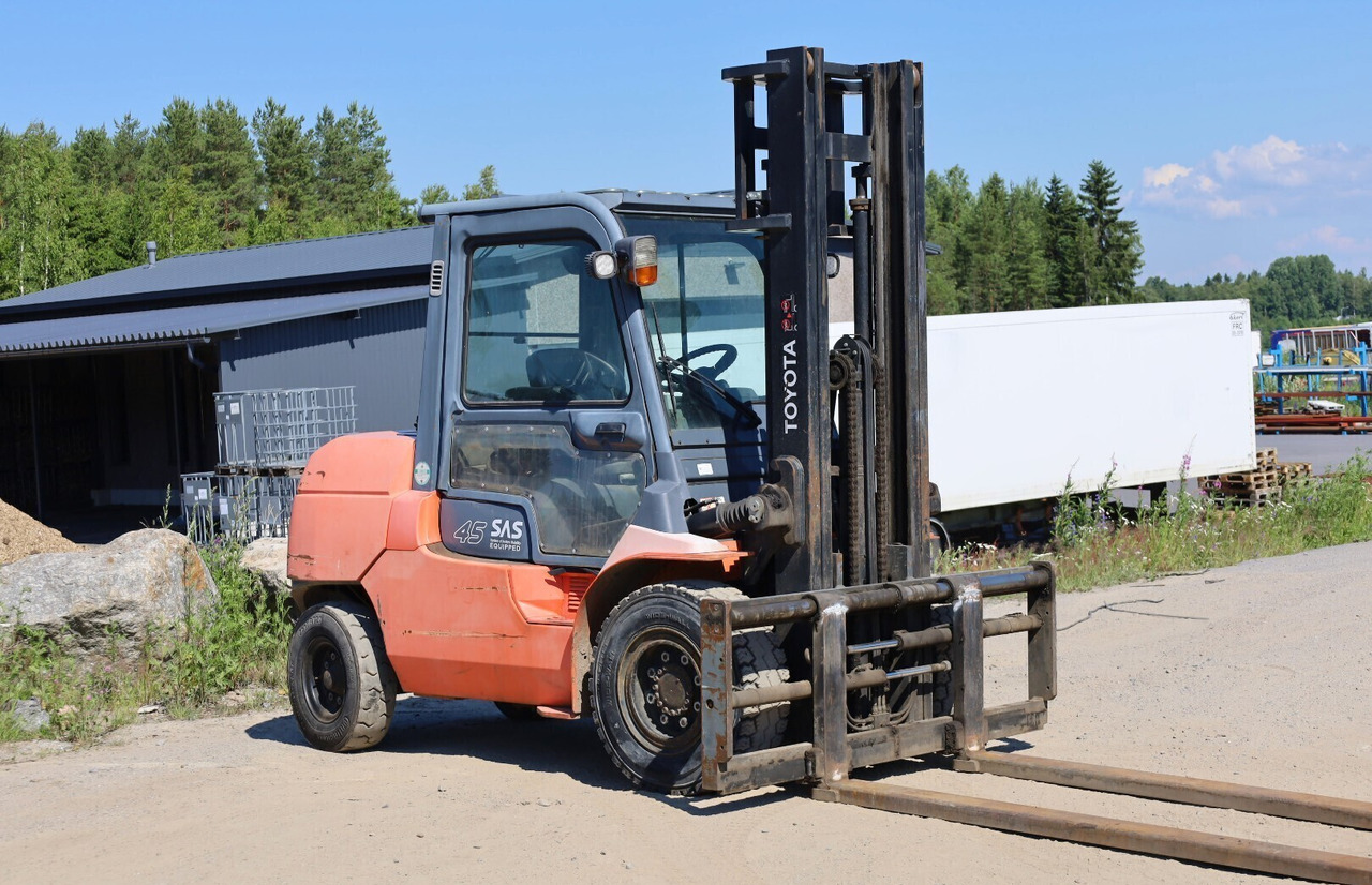 Toyota 7FD40 - Diesel forklift: picture 2 Toyota 7FD40 - Diesel forklift: picture 2