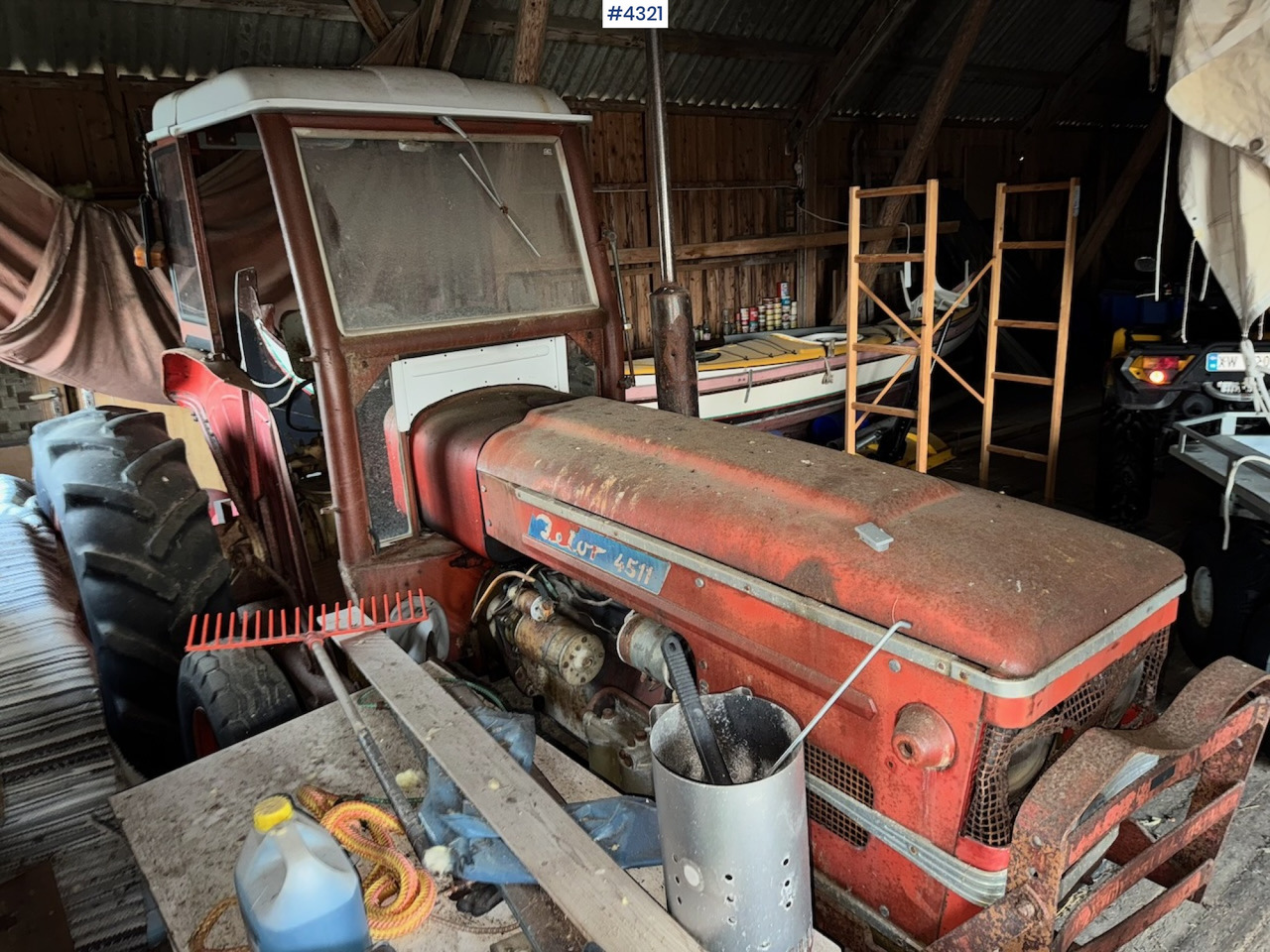 1971 Zetor 4511 - Farm tractor: picture 1 1971 Zetor 4511 - Farm tractor: picture 1