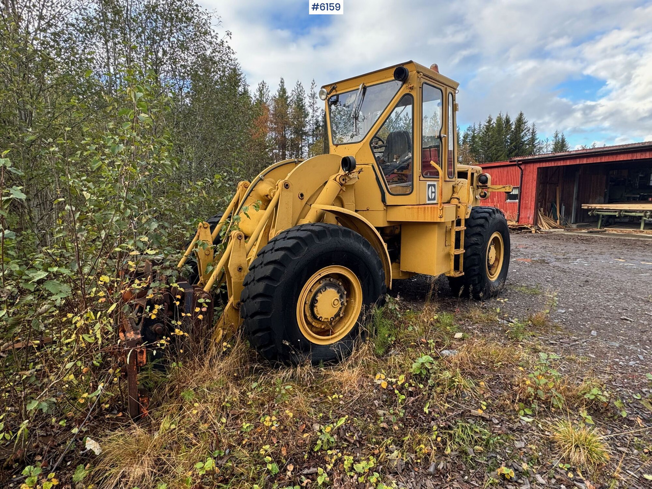 1973 Caterpillar 950 wheel loader w/ forks, toothed bucket and timber grapple! Only 3,700 hours. - Wheel loader: picture 2 1973 Caterpillar 950 wheel loader w/ forks, toothed bucket and timber grapple! Only 3,700 hours. - Wheel loader: picture 2