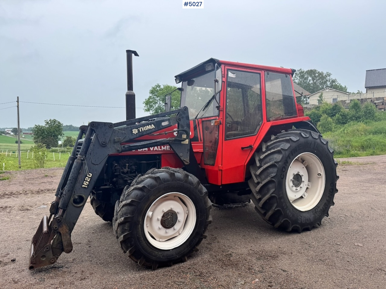 1985 Volvo Valmet 805 Turbo 4x4 w/ Front loader - Farm tractor: picture 1 1985 Volvo Valmet 805 Turbo 4x4 w/ Front loader - Farm tractor: picture 1