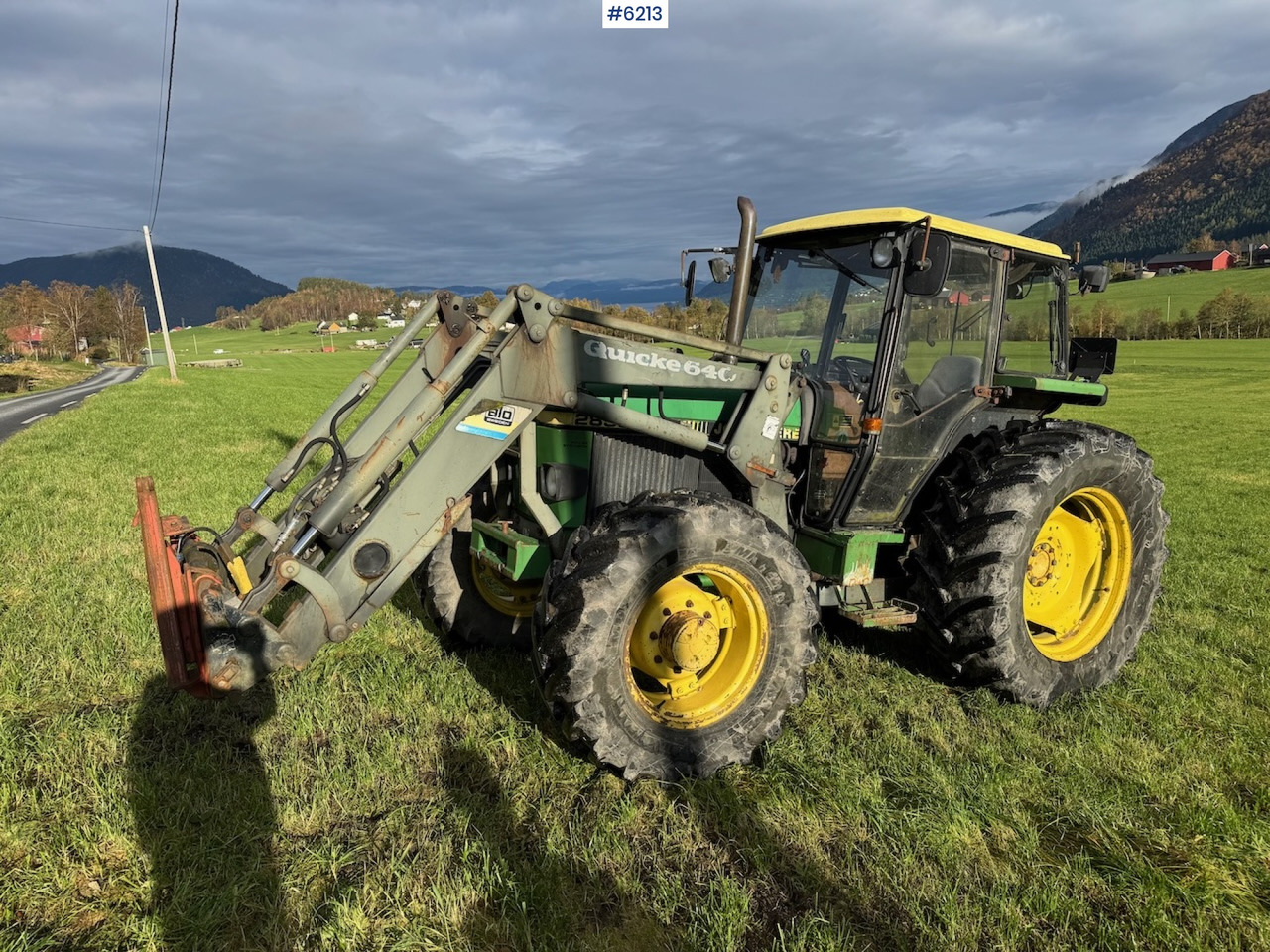 1990 John Deere 2850 Power Synchron w/ front loader. - Farm tractor: picture 2 1990 John Deere 2850 Power Synchron w/ front loader. - Farm tractor: picture 2