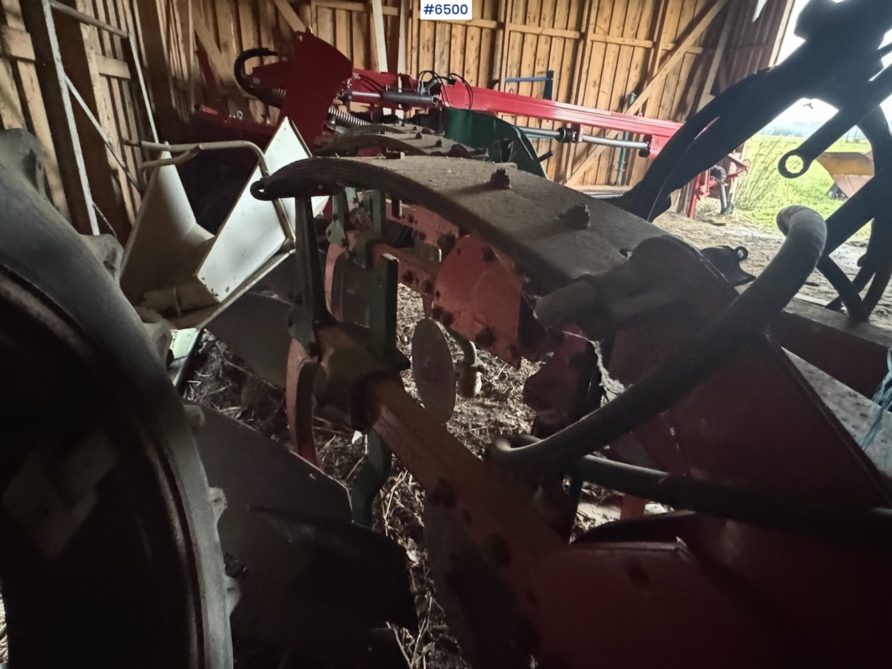 Soil tillage equipment 1990 Kverneland 3 furrow plough: picture 8