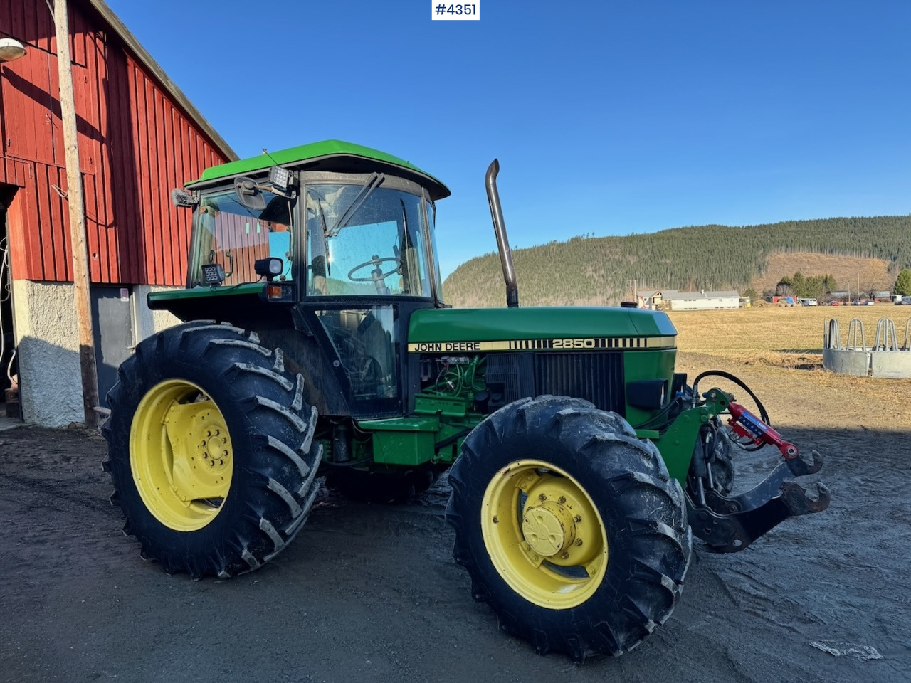 1991 John Deere 2850 4x4 Synchron w/ front hydraulics. - Farm tractor: picture 4 1991 John Deere 2850 4x4 Synchron w/ front hydraulics. - Farm tractor: picture 4