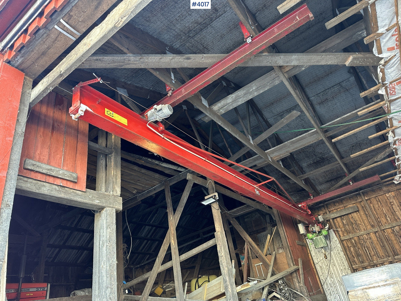 2002 TKS Overhead crane m/ Steel hoist and 20 m rail track. - Livestock equipment: picture 1 2002 TKS Overhead crane m/ Steel hoist and 20 m rail track. - Livestock equipment: picture 1