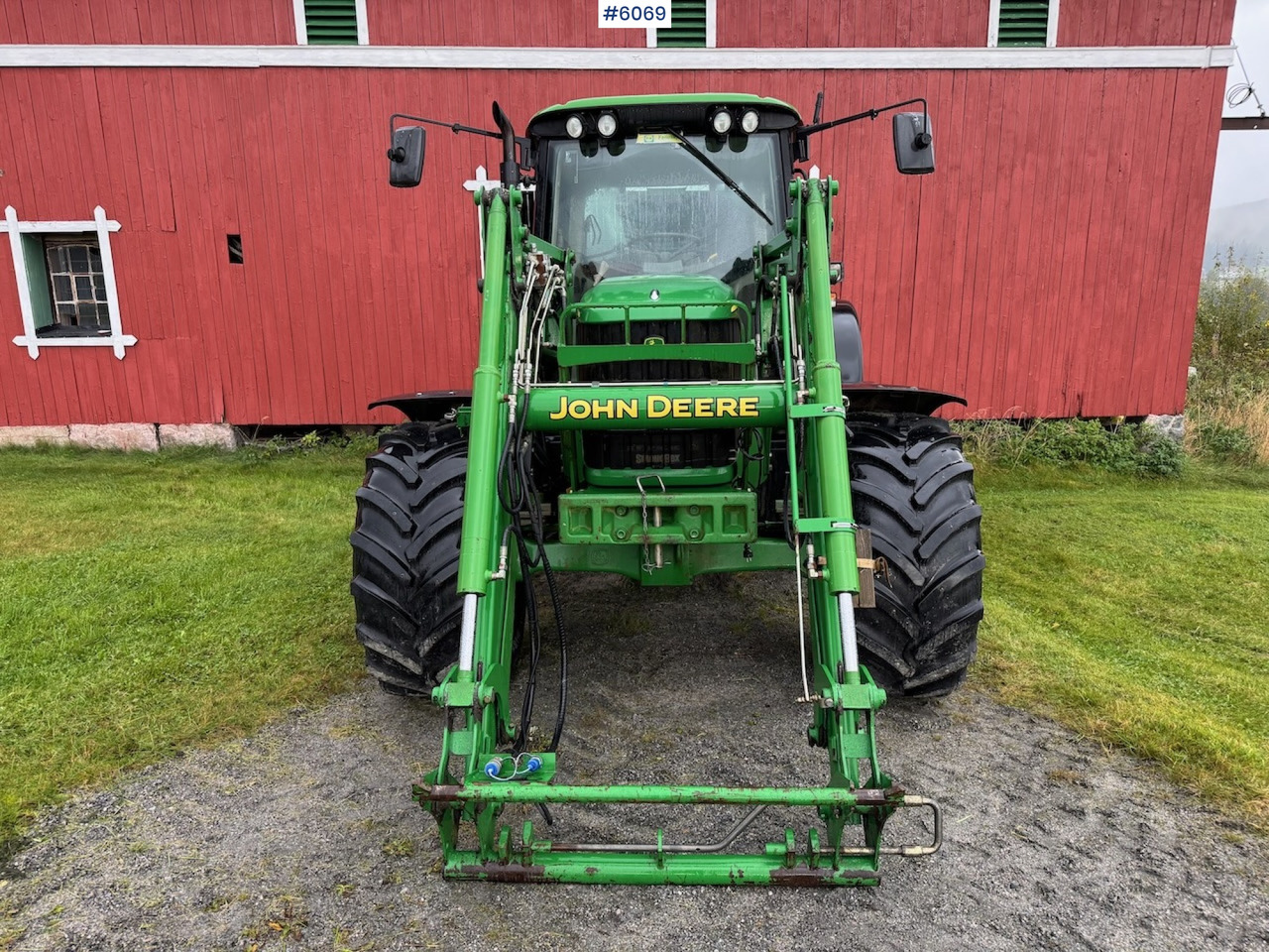 2006 John Deere 6320 w/ front loader, bucket, grapple, pallet fork and chains. Low hours!! - Farm tractor: picture 5 2006 John Deere 6320 w/ front loader, bucket, grapple, pallet fork and chains. Low hours!! - Farm tractor: picture 5