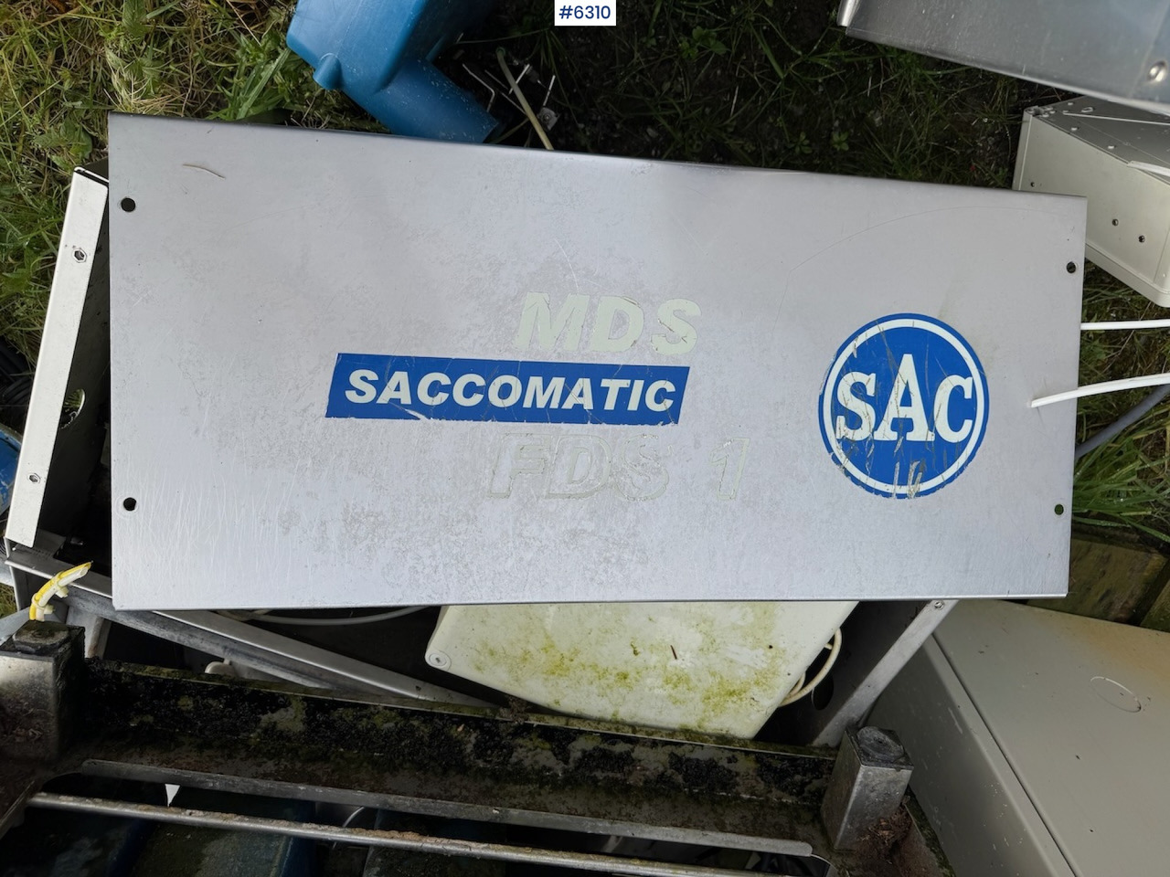 2010 Sac RDS Futureline Mark II Milking Robot. - Milking equipment: picture 5 2010 Sac RDS Futureline Mark II Milking Robot. - Milking equipment: picture 5