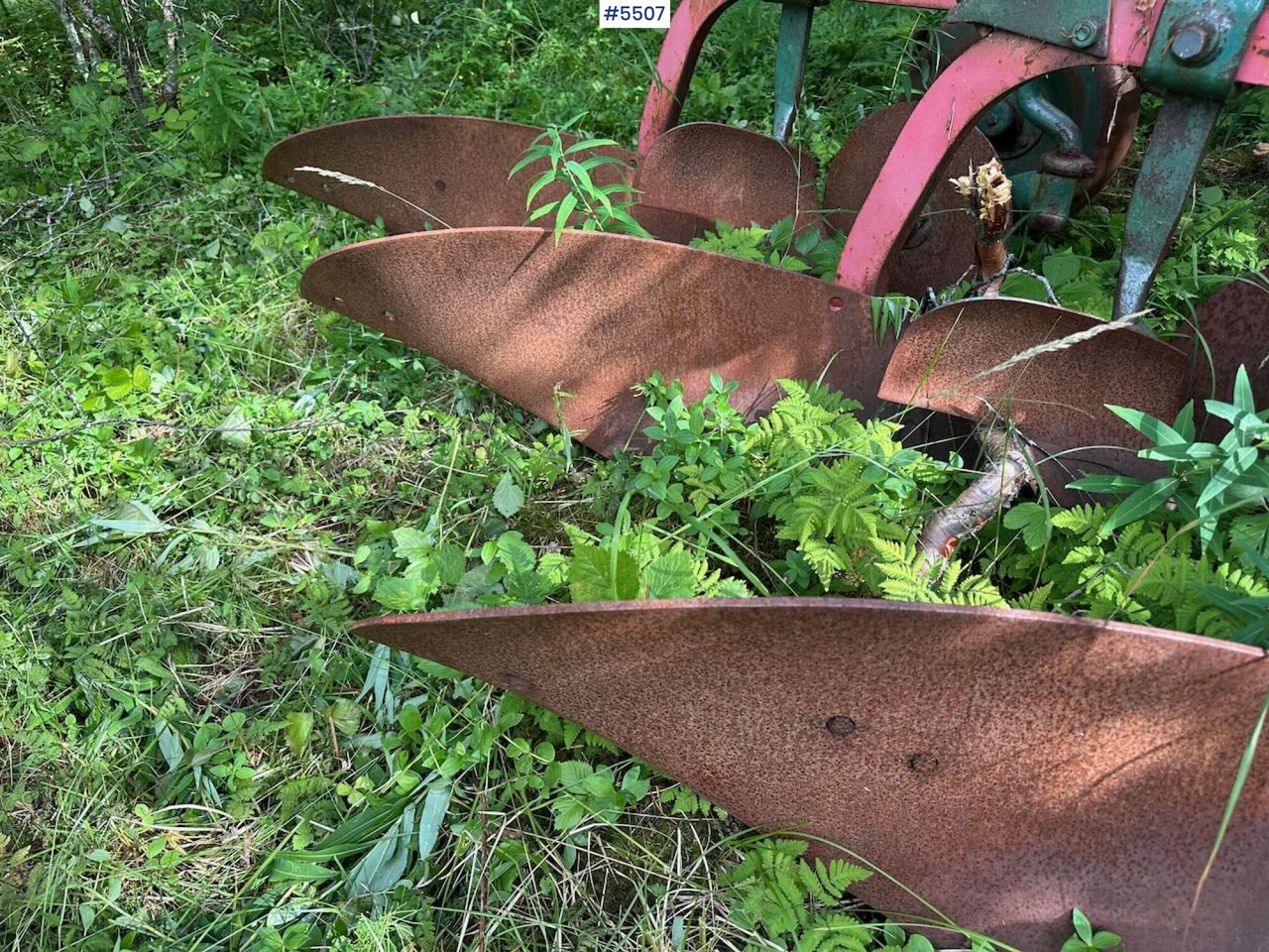 Soil tillage equipment 4-furrow conventional plow: picture 6
