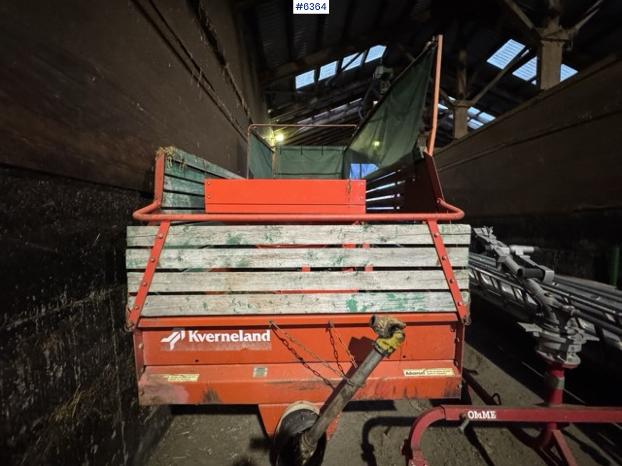 Approx. 1990 Kverneland UN7000 unloading wagon - Hay and forage equipment: picture 4 Approx. 1990 Kverneland UN7000 unloading wagon - Hay and forage equipment: picture 4