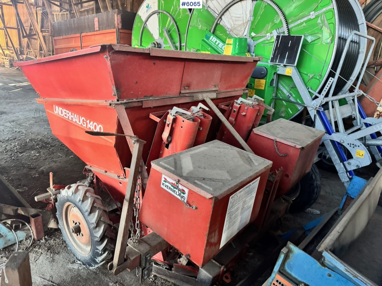 Underhaug 1400 potato planter - Potato planter: picture 1 Underhaug 1400 potato planter - Potato planter: picture 1