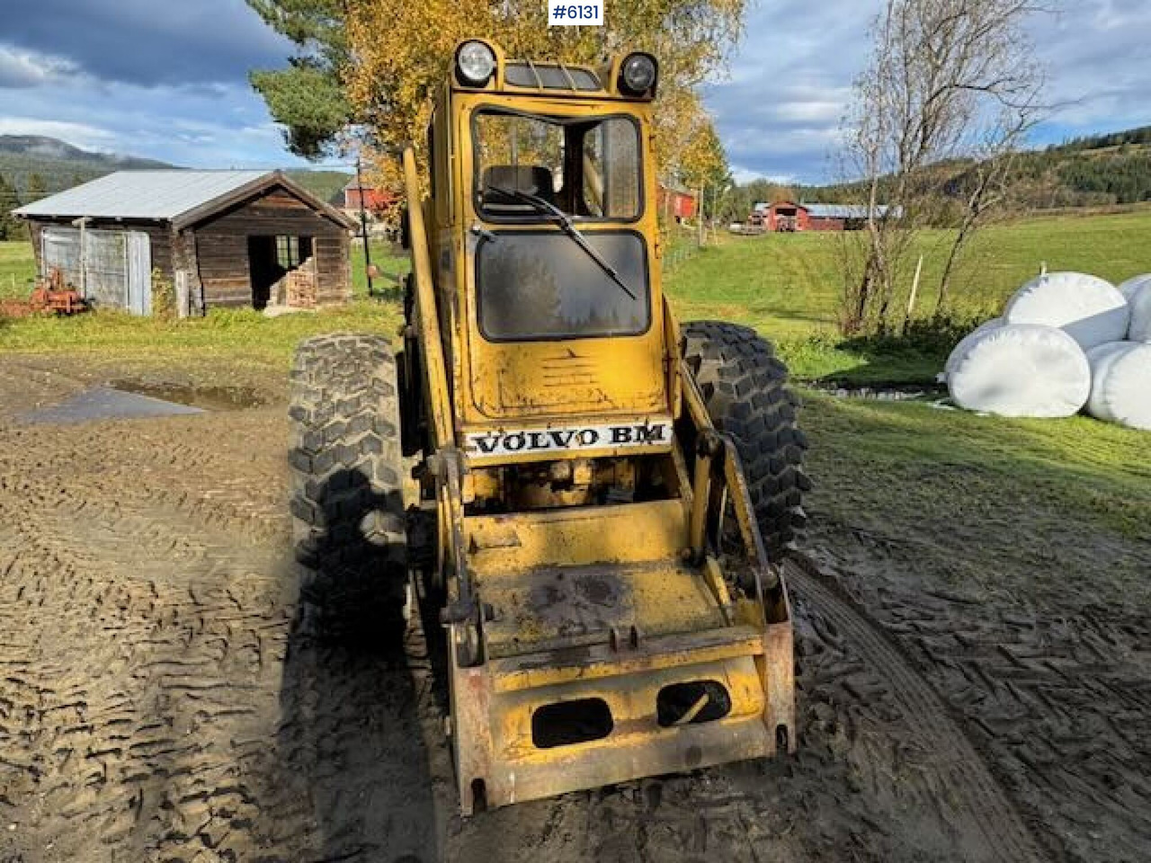 Volvo BM LM 620 rear loader with pallet forks and bucket. WATCH VIDEO! - Compact loader: picture 5 Volvo BM LM 620 rear loader with pallet forks and bucket. WATCH VIDEO! - Compact loader: picture 5