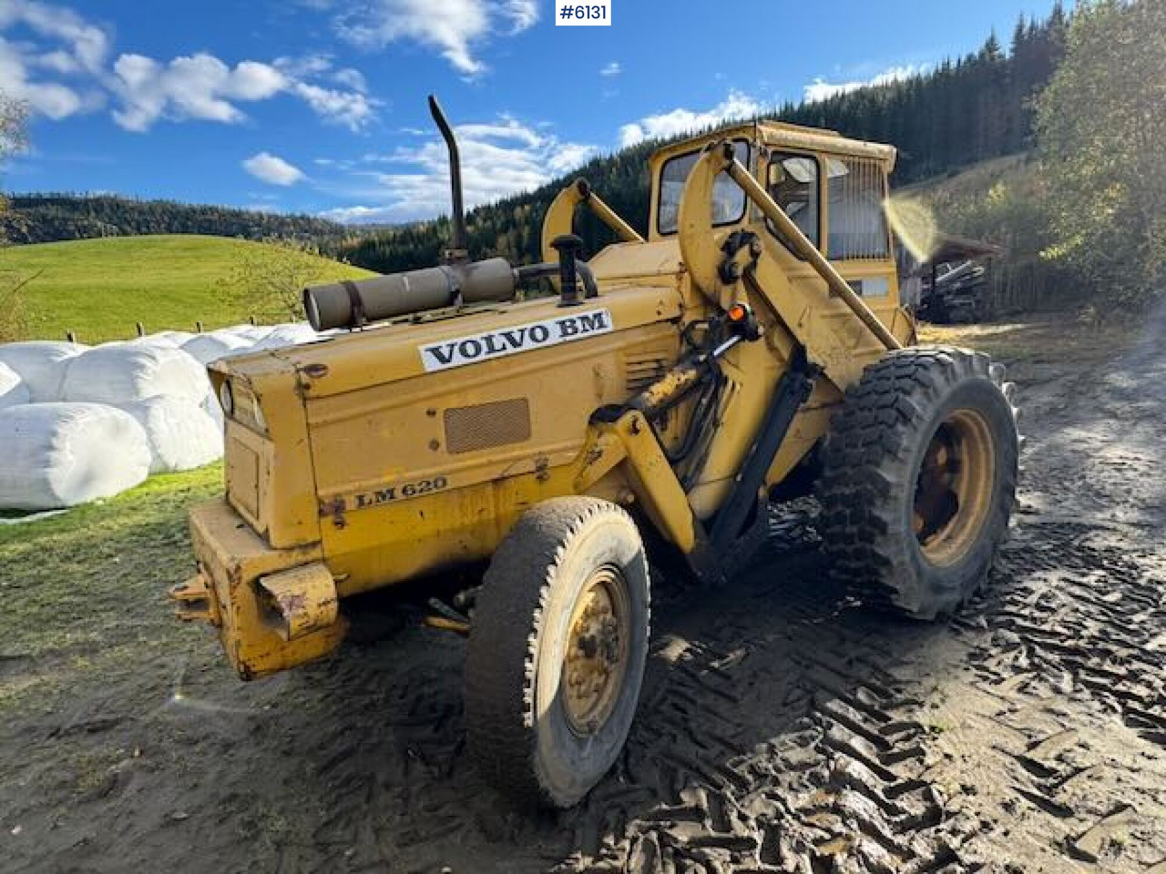 Volvo BM LM 620 rear loader with pallet forks and bucket. WATCH VIDEO! - Compact loader: picture 3 Volvo BM LM 620 rear loader with pallet forks and bucket. WATCH VIDEO! - Compact loader: picture 3
