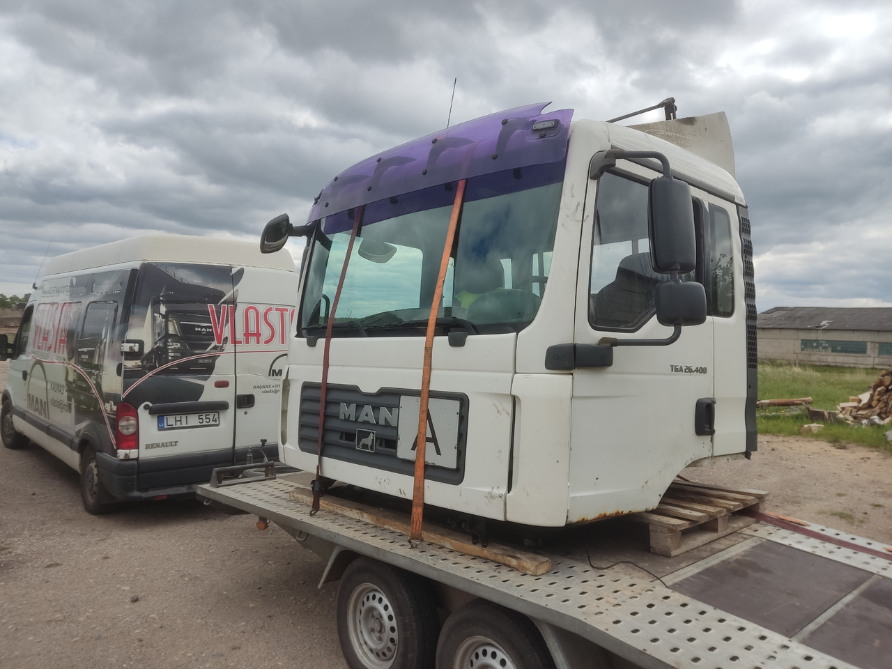 MAN cab F99/L17 - Cab: picture 2 MAN cab F99/L17 - Cab: picture 2