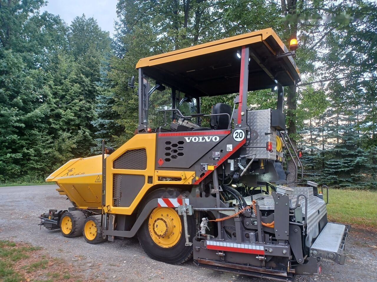 Volvo-ABG P6870C - Asphalt paver: picture 1 Volvo-ABG P6870C - Asphalt paver: picture 1