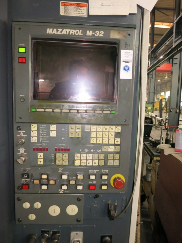 MAZAK AJV-35/240 - Milling machine: picture 5 MAZAK AJV-35/240 - Milling machine: picture 5