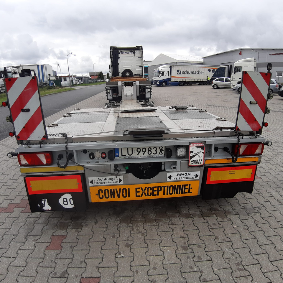 BERTOJA S36 Niskopodłogowa Tiefbett 2 osiowy 2011 r. - Low loader semi-trailer: picture 2 BERTOJA S36 Niskopodłogowa Tiefbett 2 osiowy 2011 r. - Low loader semi-trailer: picture 2