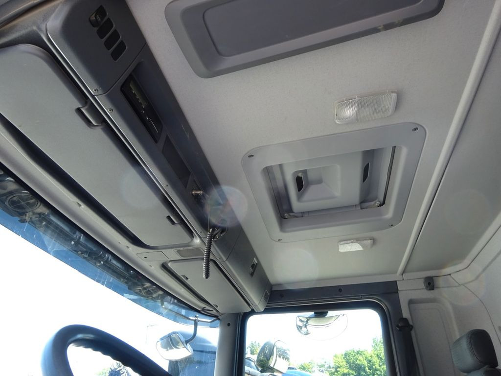Crane truck Scania PK 200002SH - 200Tonnen-Meter-Kran + Seilwinde: picture 18
