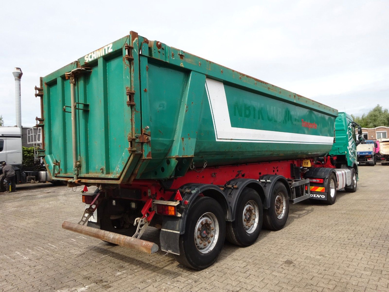 Schmitz Cargobull Kipp Auflieger Stahlmulde SKI 24 mit 3 Achsen - Tipper semi-trailer: picture 5 Schmitz Cargobull Kipp Auflieger Stahlmulde SKI 24 mit 3 Achsen - Tipper semi-trailer: picture 5