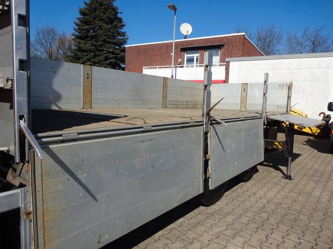 New Crane truck Volvo FMX 540 Pritsche + PK 33002 Kran 6x2: picture 9