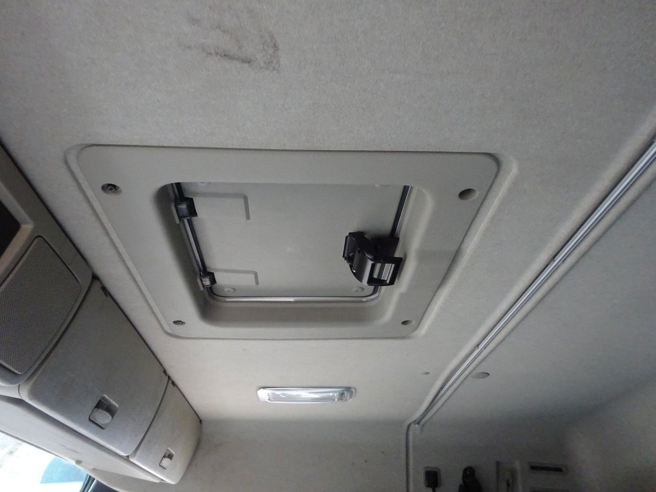 New Crane truck Volvo FMX 540 Pritsche + PK 33002 Kran 6x2: picture 14