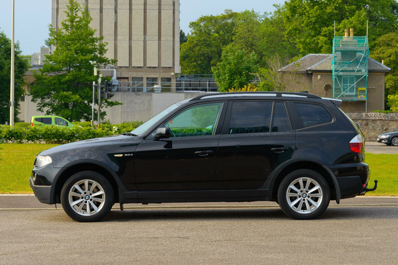 BMW X3 2.0 Diesel 4x4 **RHD** *3 100 € - SUV: picture 4 BMW X3 2.0 Diesel 4x4 **RHD** *3 100 € - SUV: picture 4