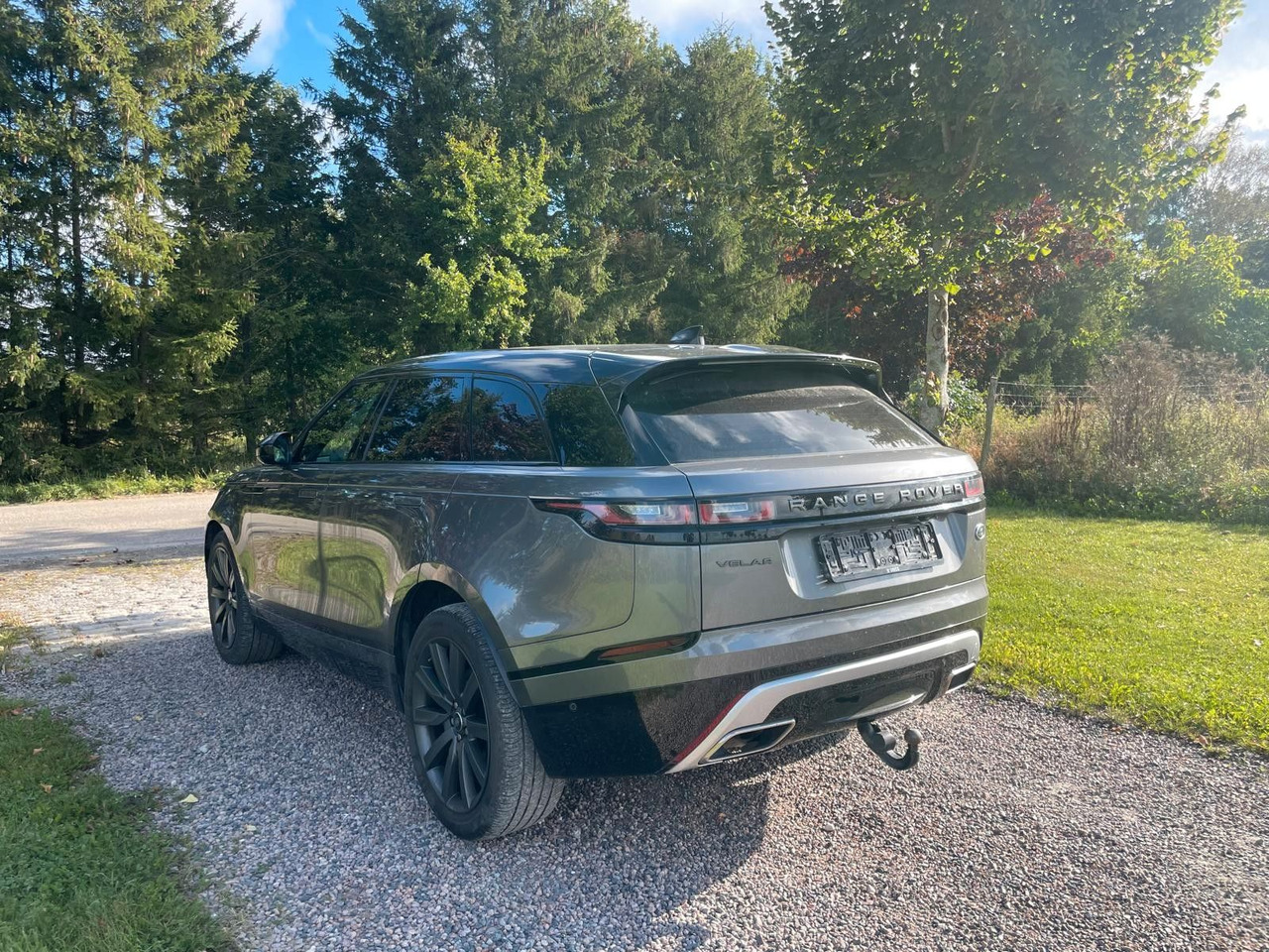 Land Rover Range Rover Velar R-Dynamic 3.0D 4WD Land Rover Velar R-Dynamic 3.0D 4WD *LKW zullasung: 2 sitze - SUV: picture 3 Land Rover Range Rover Velar R-Dynamic 3.0D 4WD Land Rover Velar R-Dynamic 3.0D 4WD *LKW zullasung: 2 sitze - SUV: picture 3