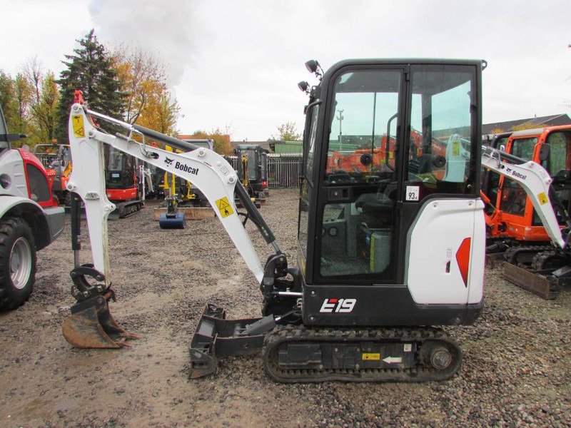 Bobcat E 19 Minibagger 22.500 EUR - Mini excavator: picture 1 Bobcat E 19 Minibagger 22.500 EUR - Mini excavator: picture 1