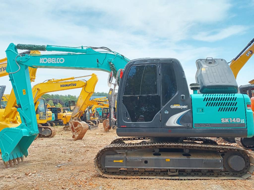 KOBELCO SK140 - Crawler excavator: picture 3 KOBELCO SK140 - Crawler excavator: picture 3
