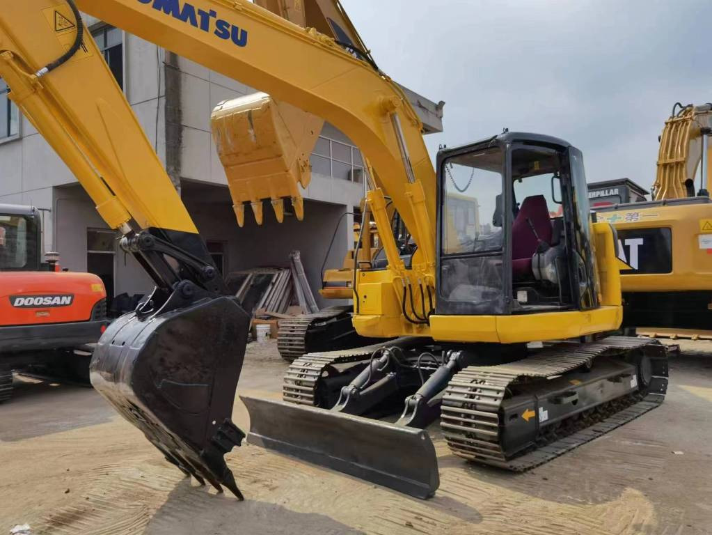 KOMATSU PC 128US - Mini excavator: picture 5 KOMATSU PC 128US - Mini excavator: picture 5