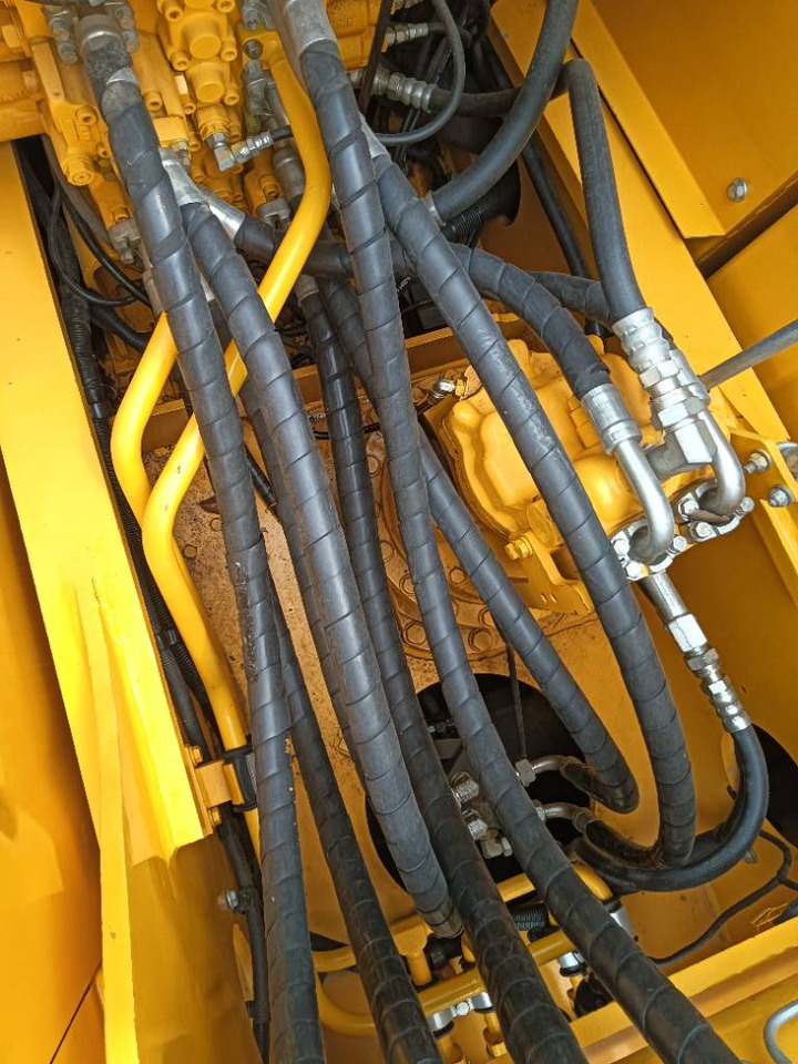 Komatsu PC 200-8 - Crawler excavator: picture 5 Komatsu PC 200-8 - Crawler excavator: picture 5