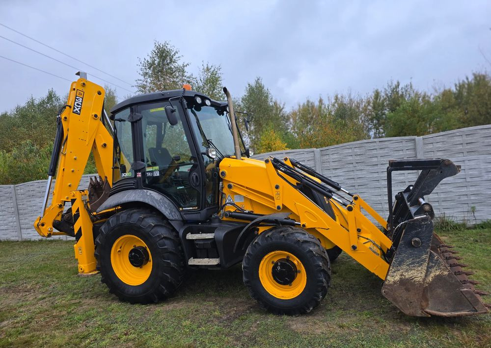 JCB - Backhoe loader: picture 2 JCB - Backhoe loader: picture 2