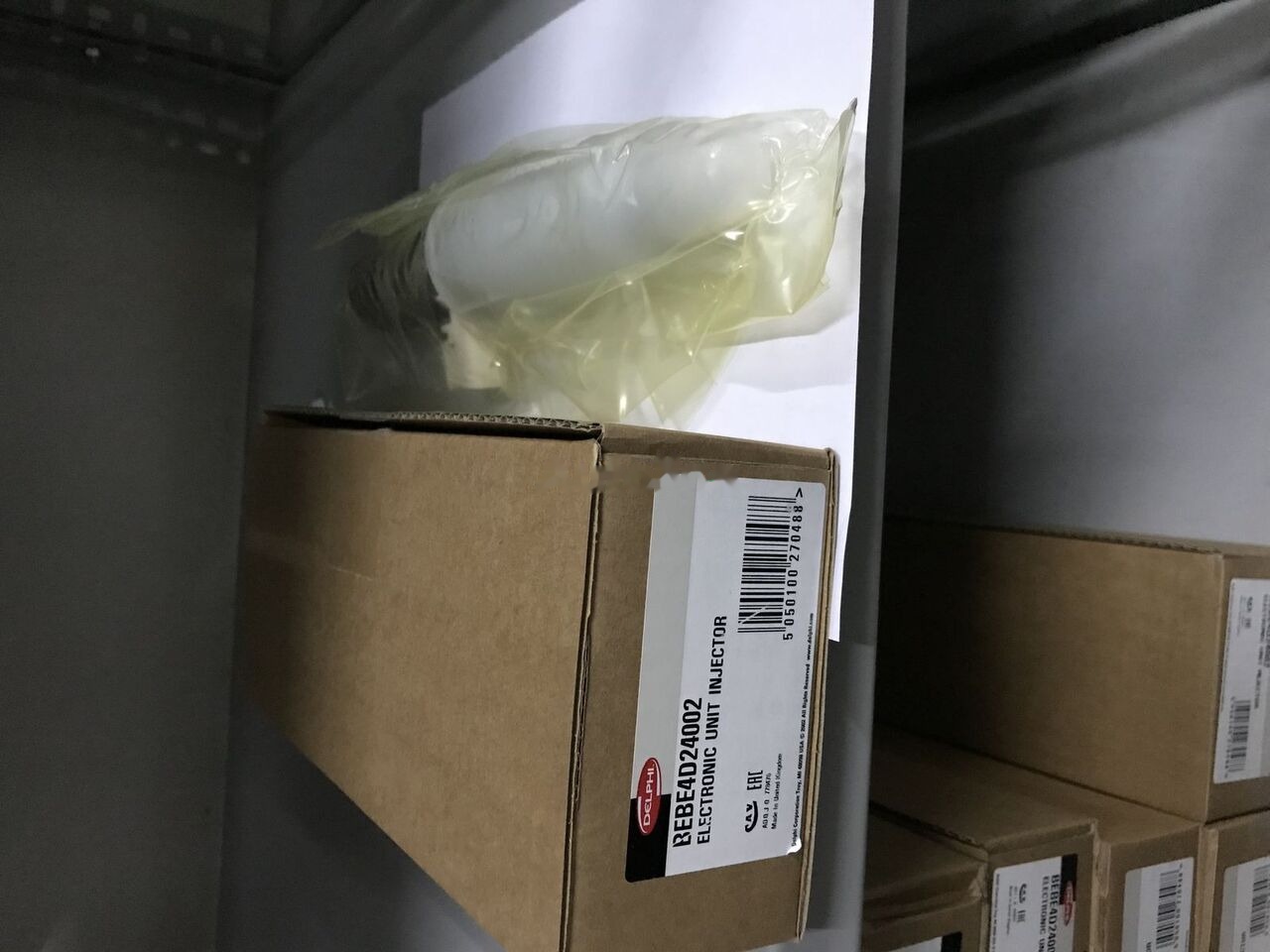 Delphi 2018 BEBE4D24002 Volvo RENAULT-VOLVO truck - Injector for Truck: picture 3 Delphi 2018 BEBE4D24002 Volvo RENAULT-VOLVO truck - Injector for Truck: picture 3