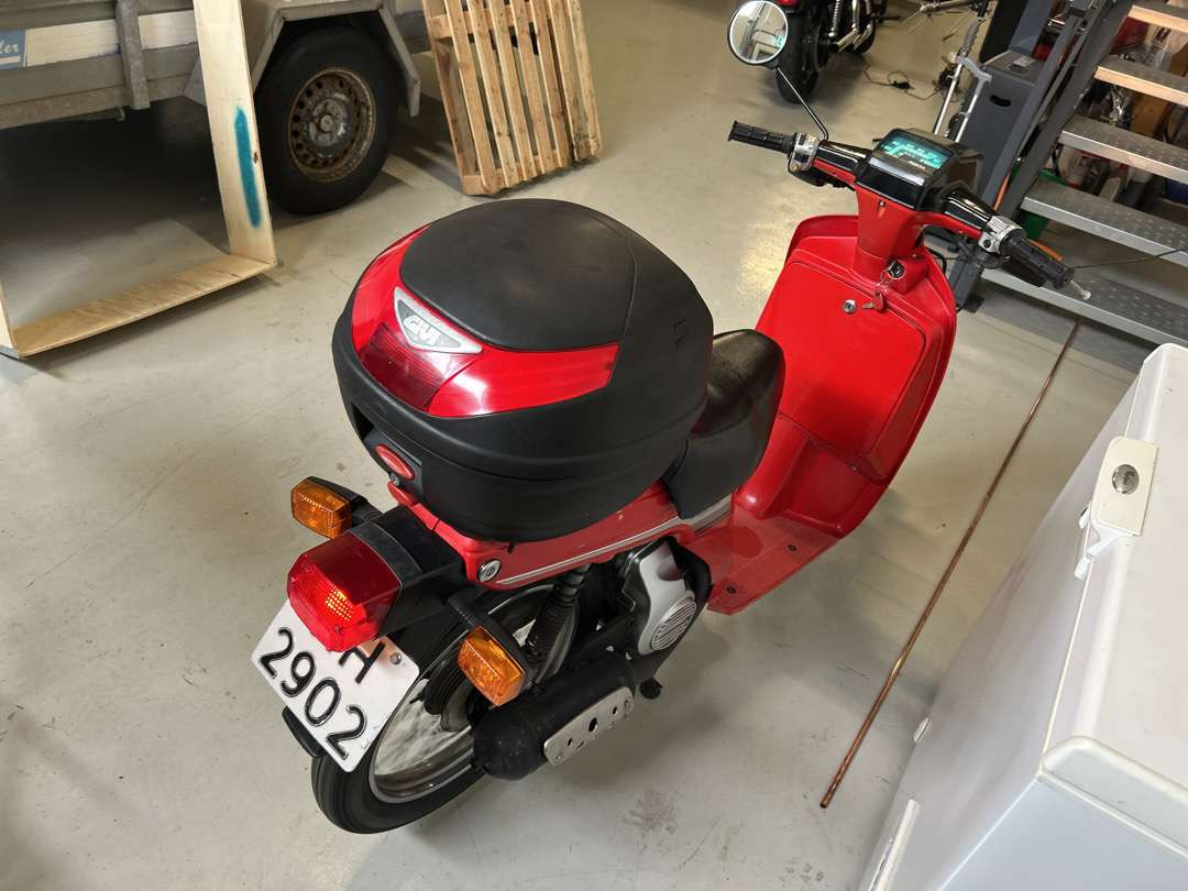 1984 Moped HONDA SCOOPY ELECTRIC STAR 50 hk - Motorcycle trailer: picture 4 1984 Moped HONDA SCOOPY ELECTRIC STAR 50 hk - Motorcycle trailer: picture 4