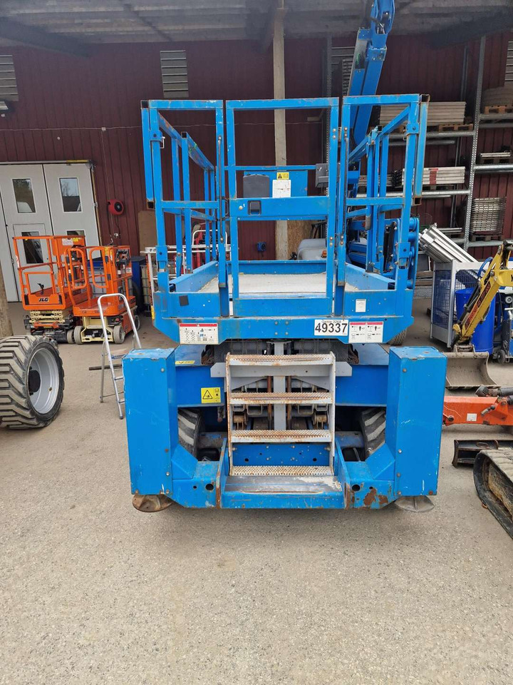 2007  Sakselift Genie 3268 - Aerial platform: picture 3 2007  Sakselift Genie 3268 - Aerial platform: picture 3
