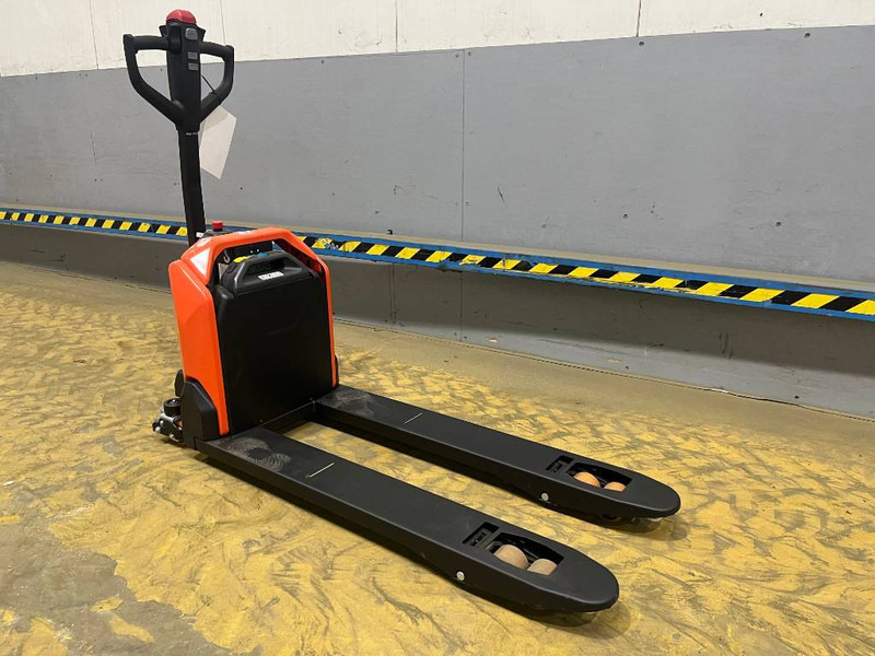 Toyota LHE 130 BT Tyro - Pallet truck: picture 1 Toyota LHE 130 BT Tyro - Pallet truck: picture 1
