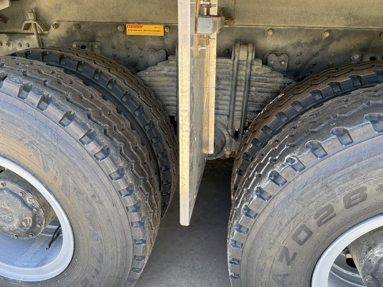 SHACMAN  - Cab chassis truck: picture 5 SHACMAN  - Cab chassis truck: picture 5