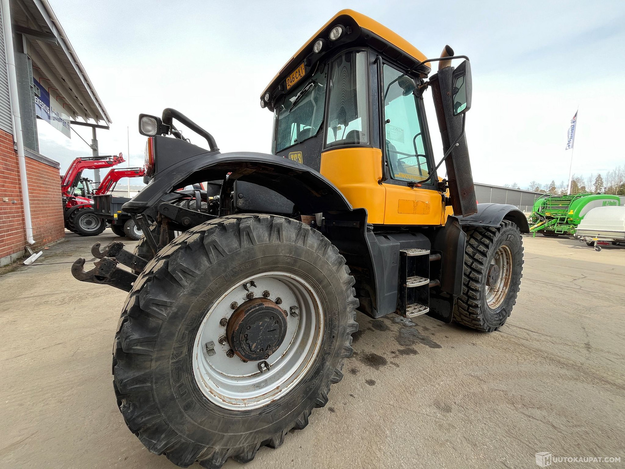 JCB Fastrac, 2003, Pirkkala - Agricultural machinery: picture 3 JCB Fastrac, 2003, Pirkkala - Agricultural machinery: picture 3