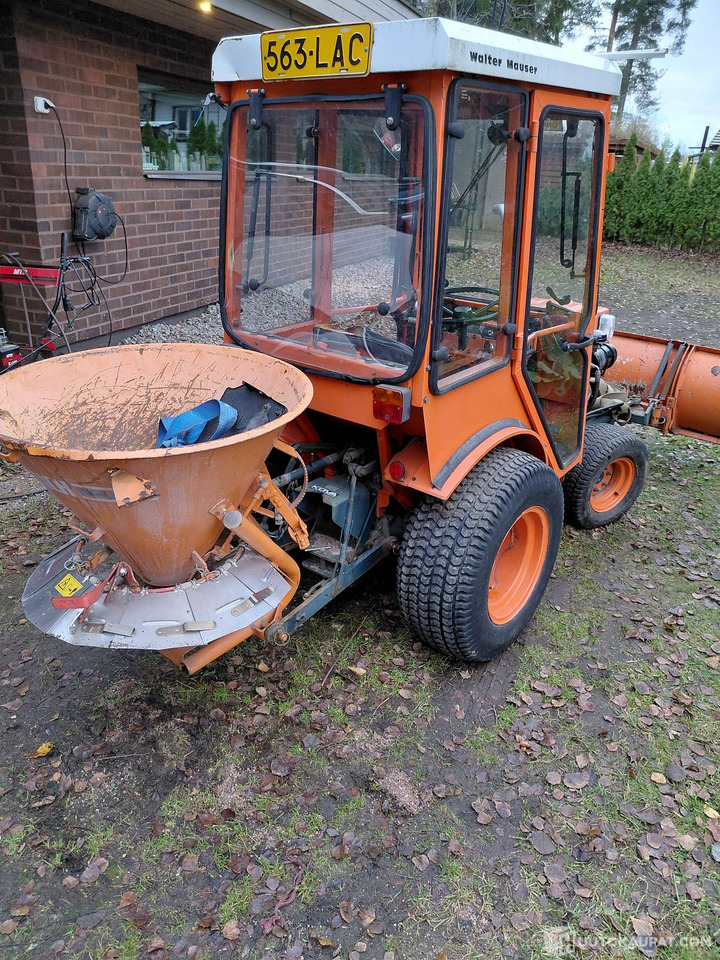 Kubota B7100, 1990, Lahti - Compact tractor: picture 3 Kubota B7100, 1990, Lahti - Compact tractor: picture 3