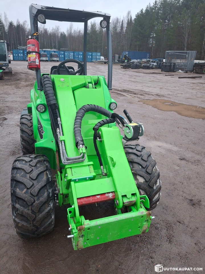 Mini loader Avant 745, 2017, 3,383 h, Nurmijärvi - Compact loader: picture 4 Mini loader Avant 745, 2017, 3,383 h, Nurmijärvi - Compact loader: picture 4