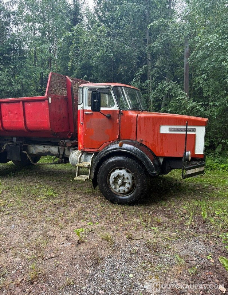 Sisu Karhu, kuorma-auto kipillä, 24 577 km, 1982, Lohja - Truck: picture 5 Sisu Karhu, kuorma-auto kipillä, 24 577 km, 1982, Lohja - Truck: picture 5