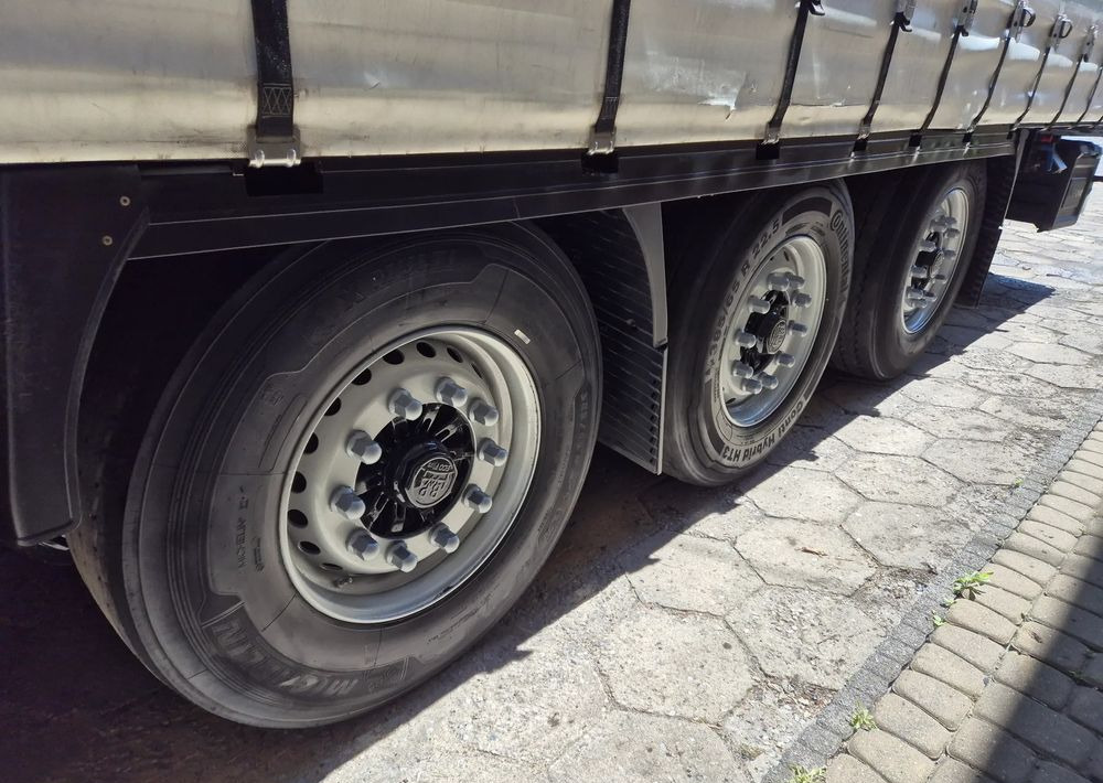 Krone BURTOWA BUDOWLANA VARIOS PÓŁMEGA 385/55 z Niemiec / ALUFELGI / stan bardzo dobry / PODNOSZONA OŚ I DACH / BPW firanka burto-firanka firana burtówka burto firanka - Curtainsider semi-trailer: picture 4 Krone BURTOWA BUDOWLANA VARIOS PÓŁMEGA 385/55 z Niemiec / ALUFELGI / stan bardzo dobry / PODNOSZONA OŚ I DACH / BPW firanka burto-firanka firana burtówka burto firanka - Curtainsider semi-trailer: picture 4