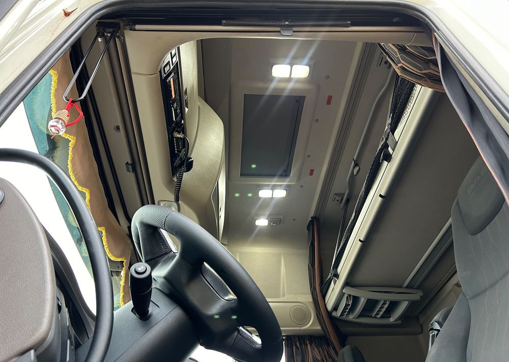 DAF XF 480 OKAZJA 2020 SSC TOP STANDARD / DUŻE KOTŁY / z Polski / jeden właściciel super zadbane SERWISOWANE - Tractor unit: picture 5 DAF XF 480 OKAZJA 2020 SSC TOP STANDARD / DUŻE KOTŁY / z Polski / jeden właściciel super zadbane SERWISOWANE - Tractor unit: picture 5