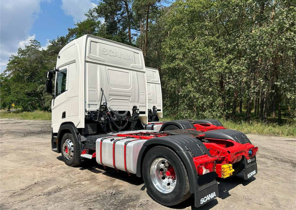 Scania R450 NAUKA JAZDY RETARDER STANDARD 7300kg / DOBRA POD WYWROTKĘ / KLIMA POSTOJOWA z Niemiec HYDRAULIKA - Tractor unit: picture 3 Scania R450 NAUKA JAZDY RETARDER STANDARD 7300kg / DOBRA POD WYWROTKĘ / KLIMA POSTOJOWA z Niemiec HYDRAULIKA - Tractor unit: picture 3