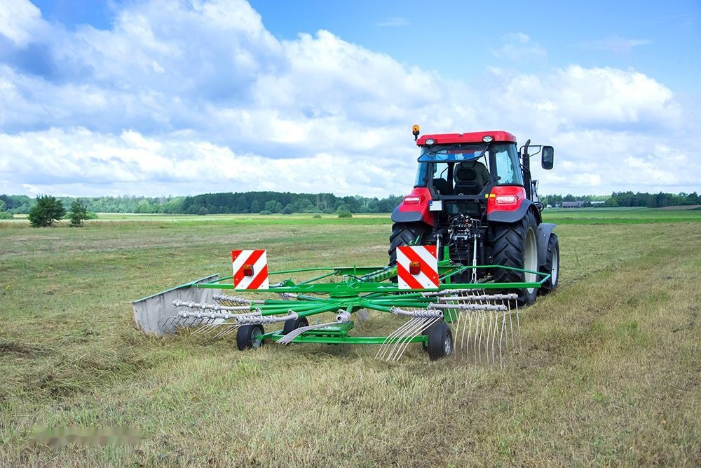 Pronar ZKP 460T - Tedder/ Rake: picture 2 Pronar ZKP 460T - Tedder/ Rake: picture 2