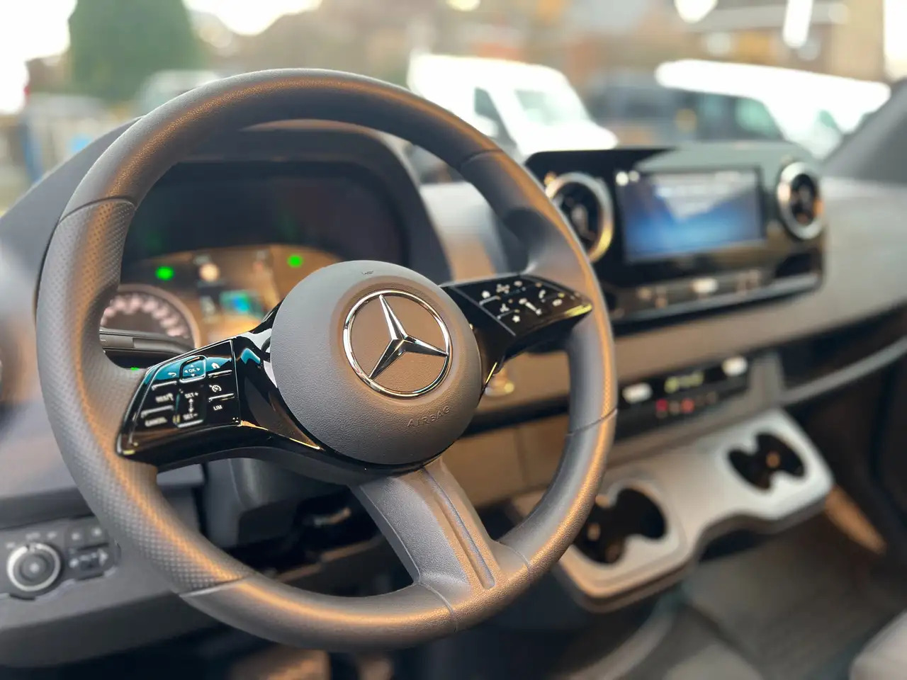 Mercedes-Benz Sprinter 317 L3H2 (48.500€ex) Facelift | 3.5T Trekhaak - Panel van: picture 1 Mercedes-Benz Sprinter 317 L3H2 (48.500€ex) Facelift | 3.5T Trekhaak - Panel van: picture 1
